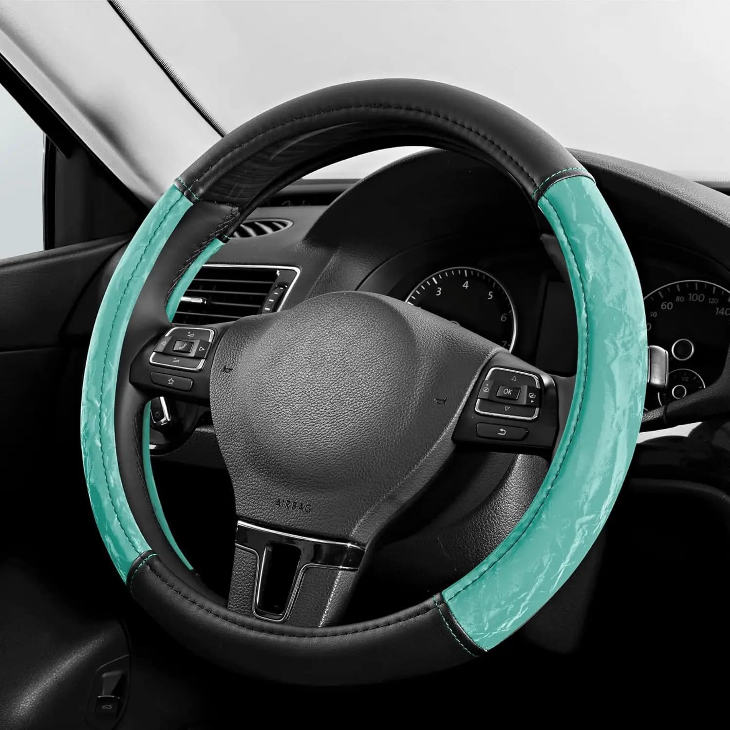 Silk Effect Leather Cover, Comfortable Grip, Universal 14.5-15.5 Inches, Anti-slip Protection for Cars
