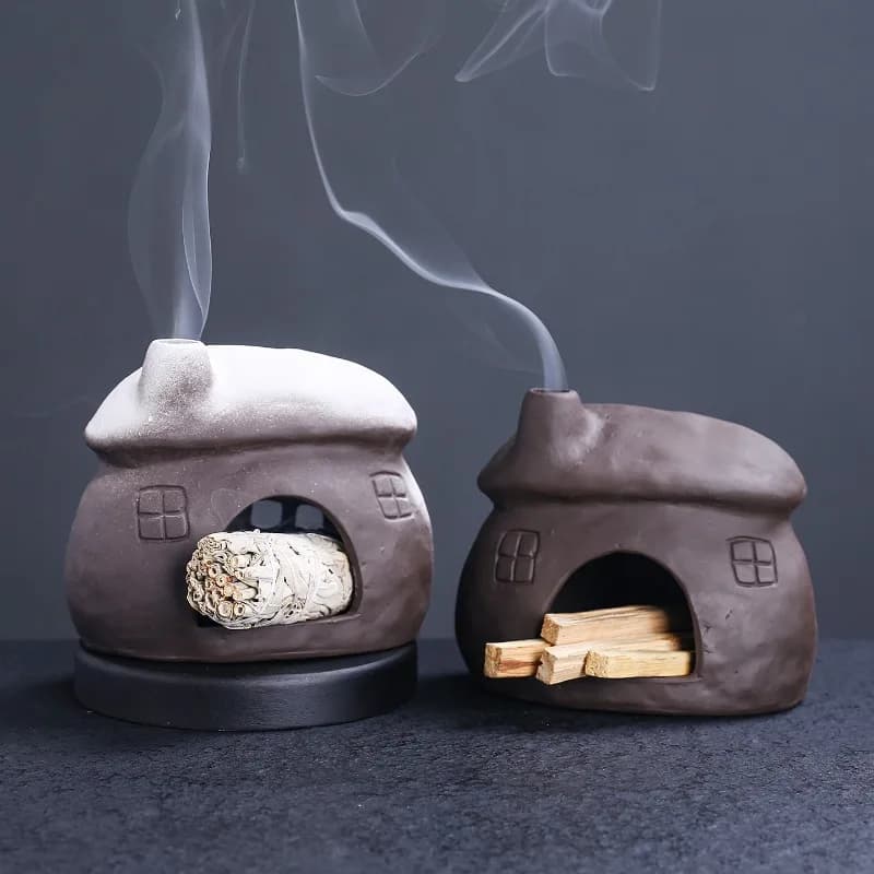 1pc Mini Camino in ceramica Decorazioni per la casa Supporto per bruciare salvia Bruciatore di incenso Palo Santo in stile europeo creativo (senza incenso)