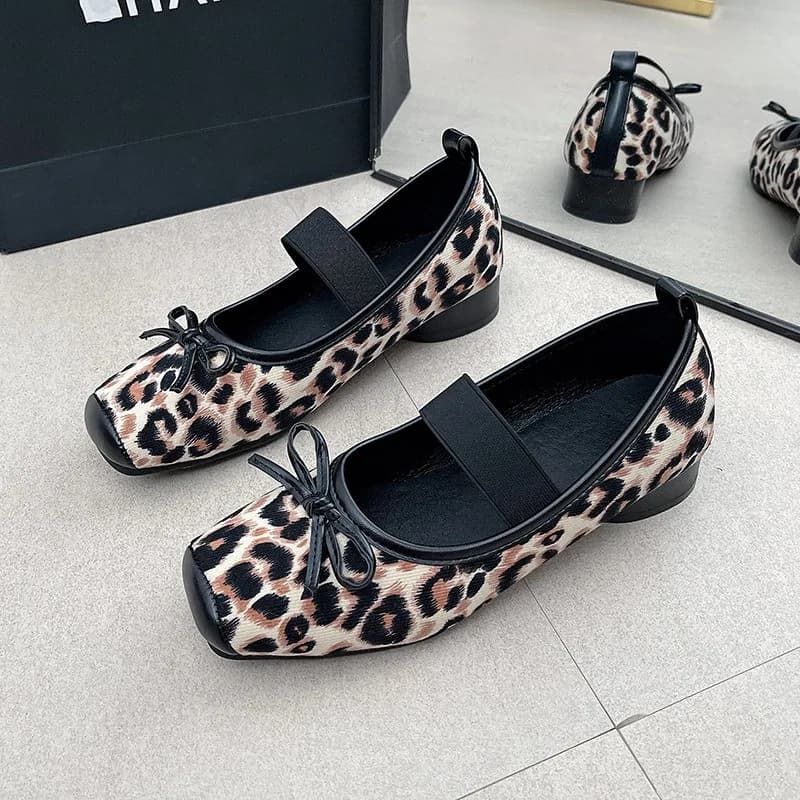 Scarpe da Donna di Design con Punta Quadrata e Tomaia Bassa, Comode e Morbide, Stile Ballerina Mary Jane, Mocassini Casual da Donna