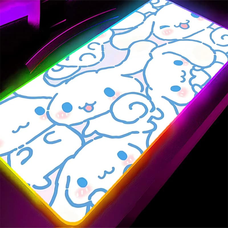 Tappetino per mouse RGB in gomma naturale, accessori da gioco per computer, tastiera, gioco, progettato specificamente per Cinnamoroll, tappetino per mouse con retroilluminazione a LED.