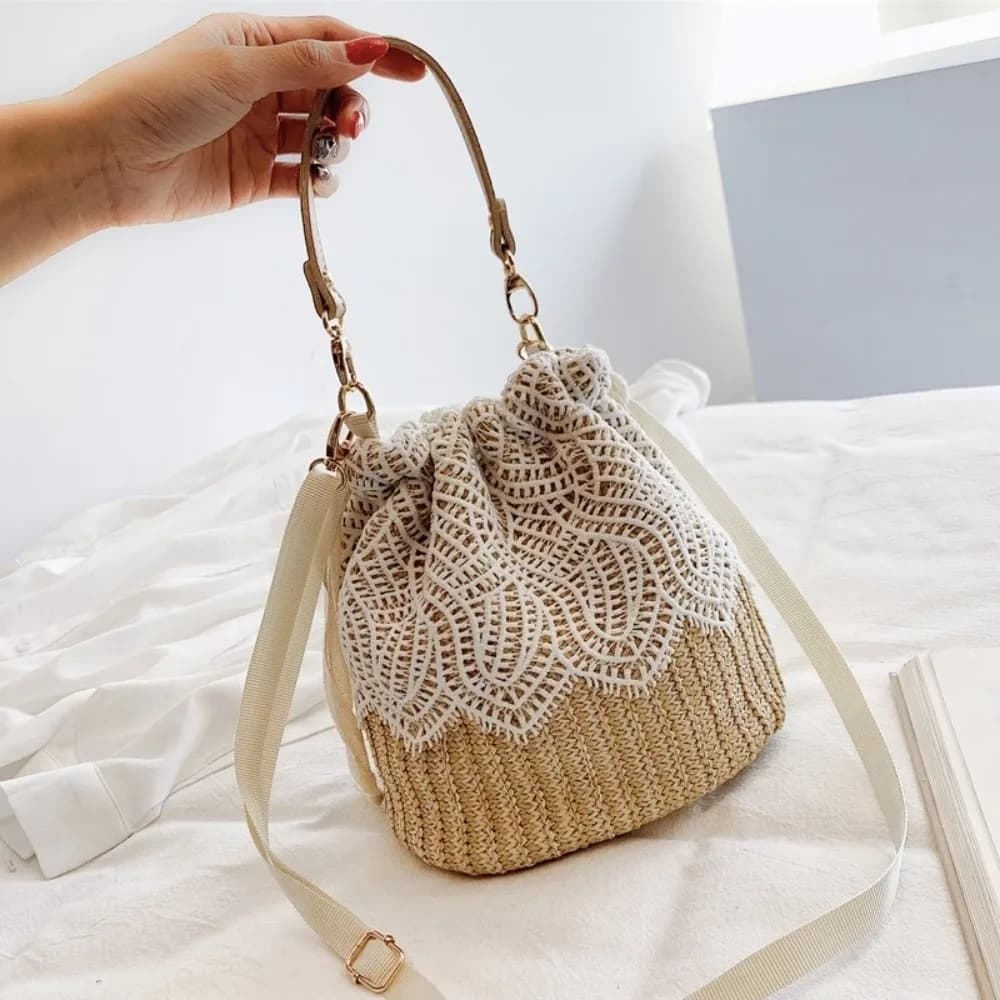 Casual Shoulder Bag in Paglia with Lace, Tote Bag Buckle, Bohemien Buckle Bag, Travel Beach Bag