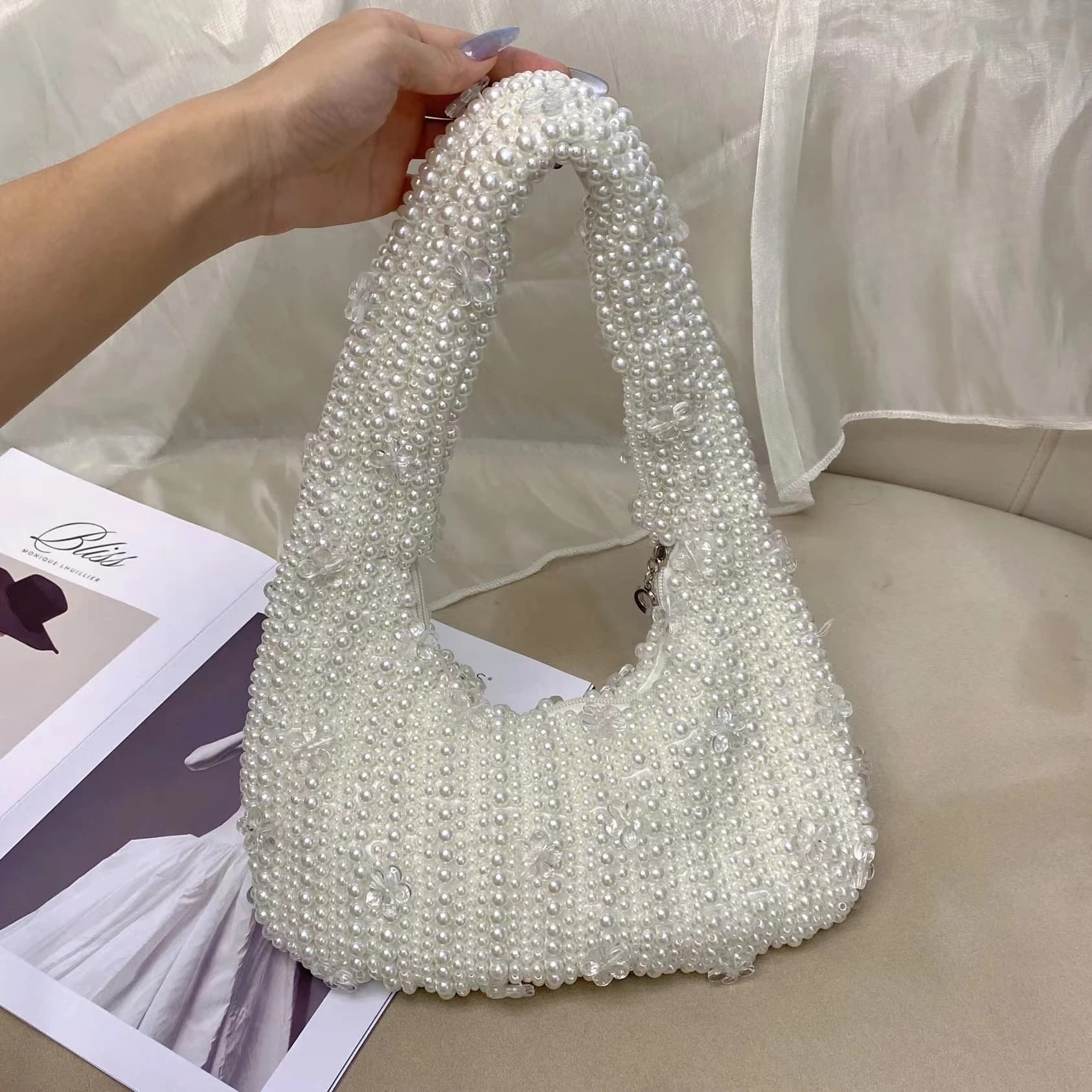Celebrity Banquet Pearl Bag New Chinese Banquet Handwoven Beaded Pillow Tote Shopping Bag Handheld Underarm Bag