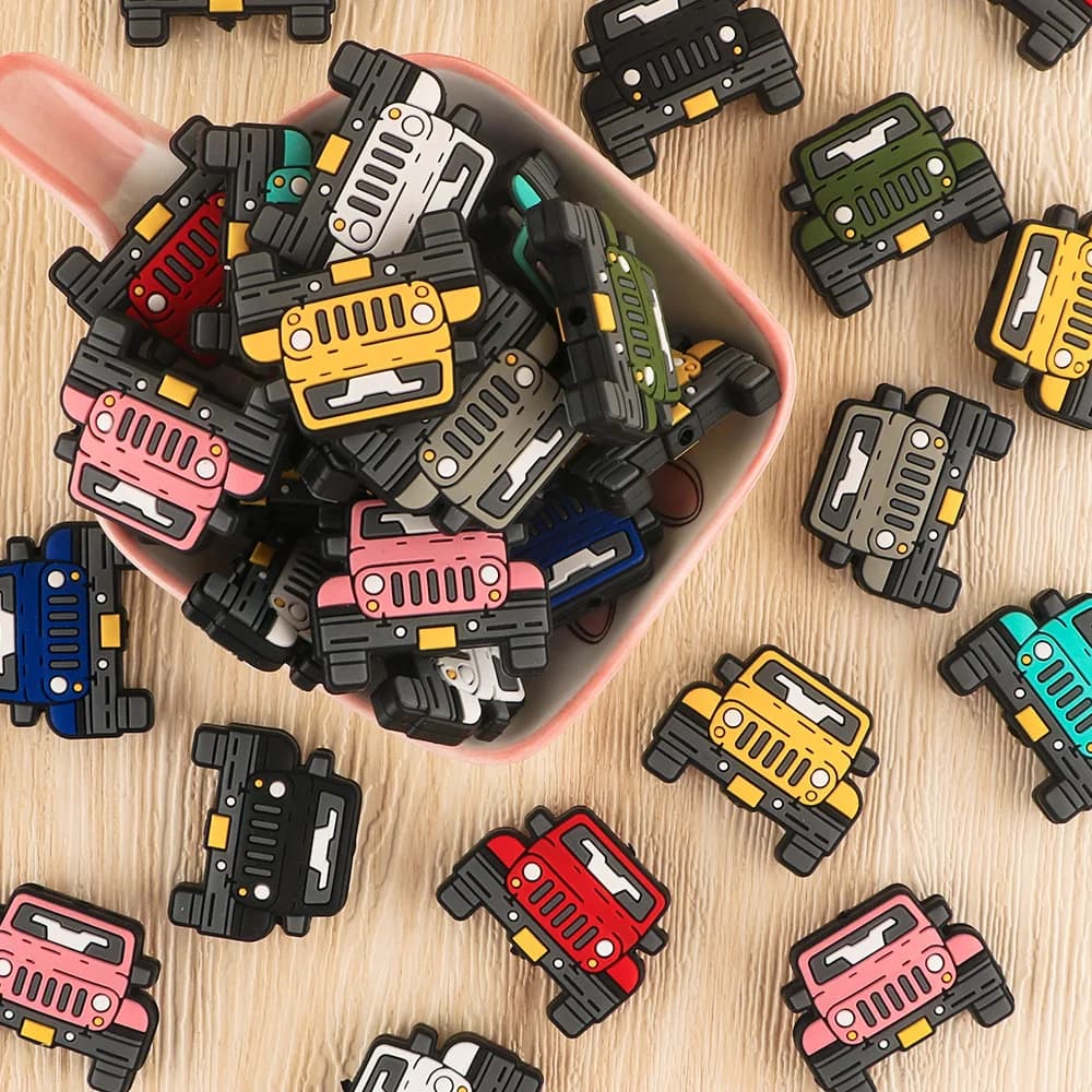 6 perline in silicone a forma di mini auto per la creazione di gioielli fai da te, braccialetti, collane, orecchini, ecc. Accessori personalizzati
