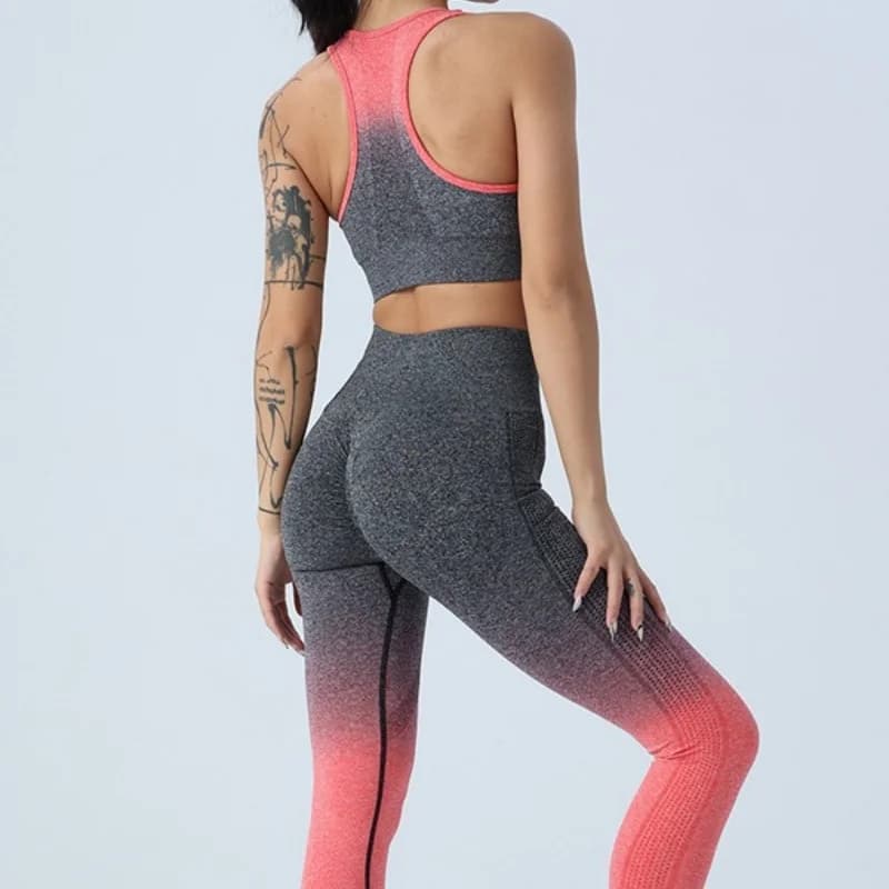 Abbigliamento sportivo per corsa, pilates e yoga Reggiseno sportivo da donna con coppe imbottite e set da allenamento a forma di pesca in tessuto traspirante