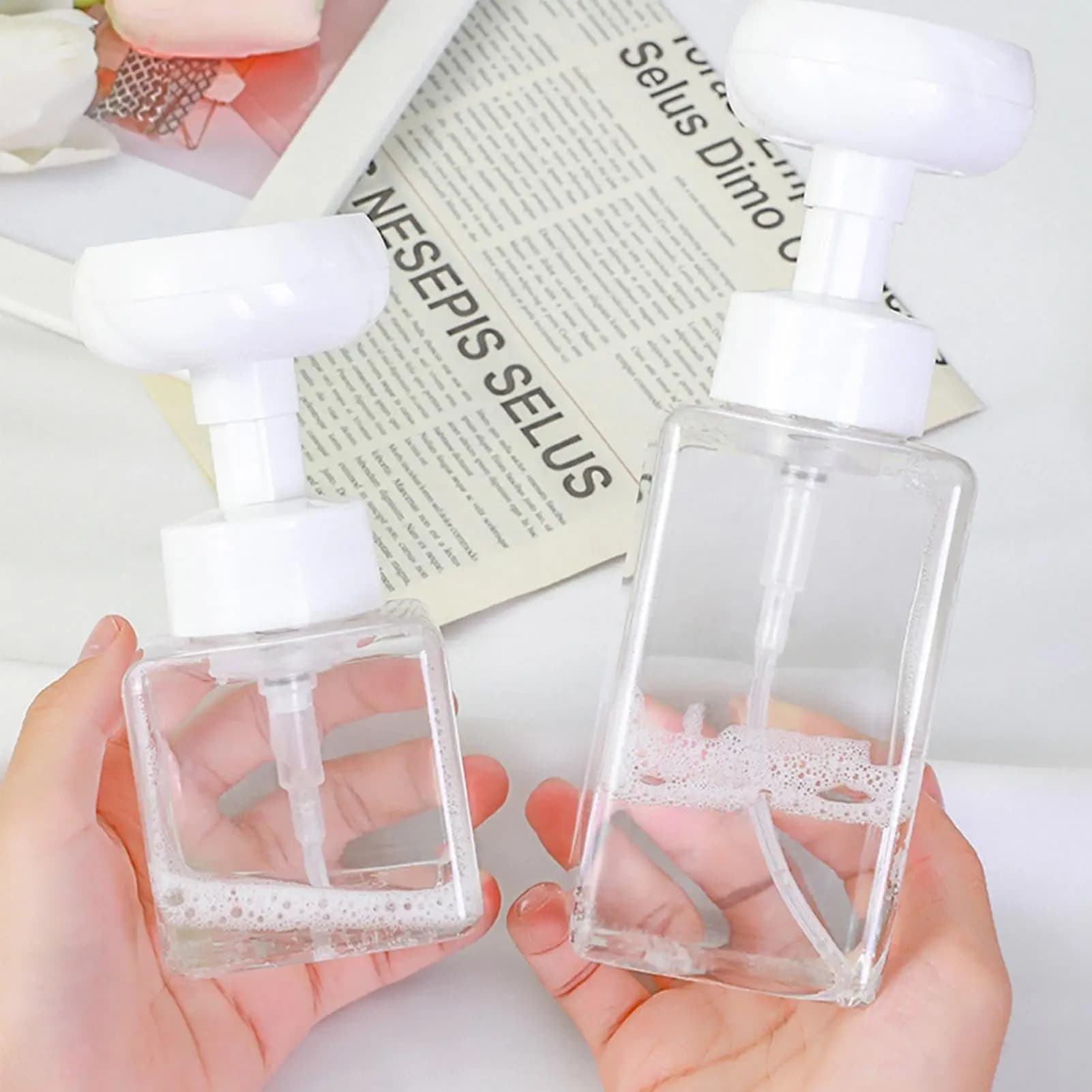 Bottiglia dispenser di sapone per fiori da 250/450 ml Bottiglia vuota per pompa schiumogena Bottiglia decorativa riutilizzabile per fai da te, cucina bagno