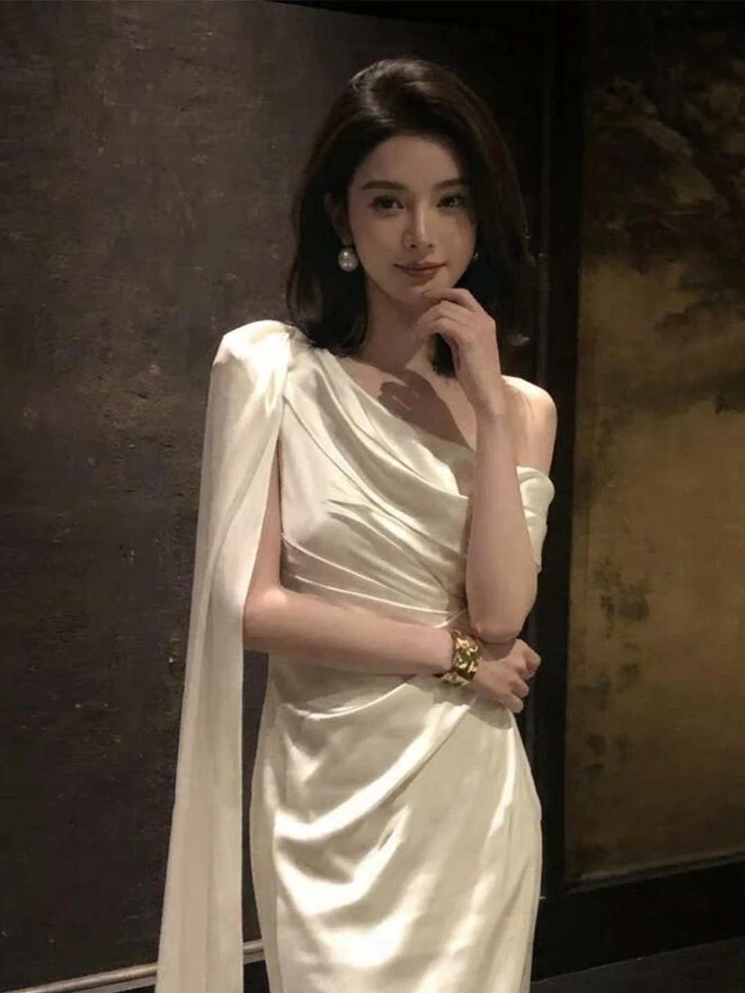 White Evening Dress Women's High-End Lady Engagement Party Birthday Skirt Long Sleeveless Dress Shoulder Bared Waist in Dress
