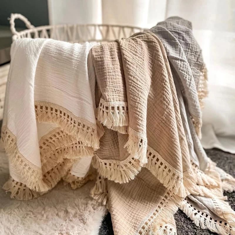 Newborn Cotton Mosss Changing Mat Cover for Reception with tassels Newborn Baby Changing Mat Cover for Newborn Baby Quilted Bed Covers