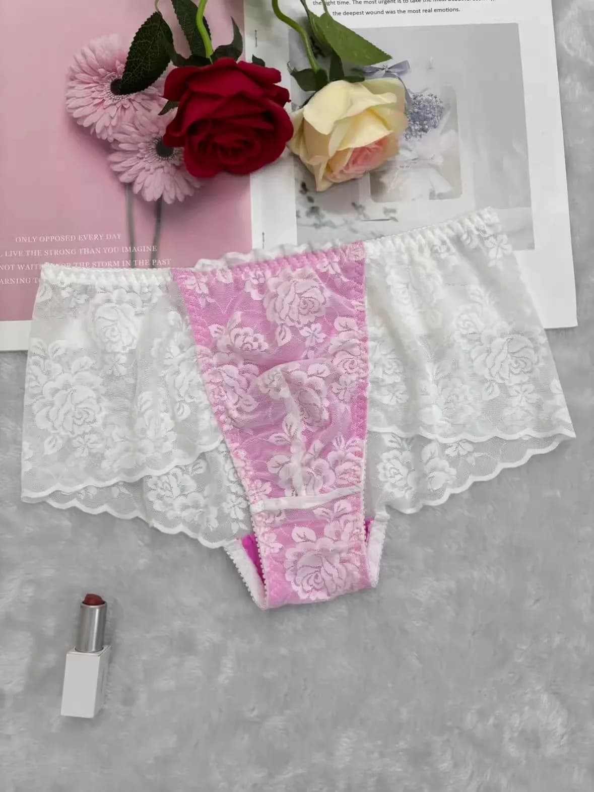 Slip da uomo con orlo in pizzo