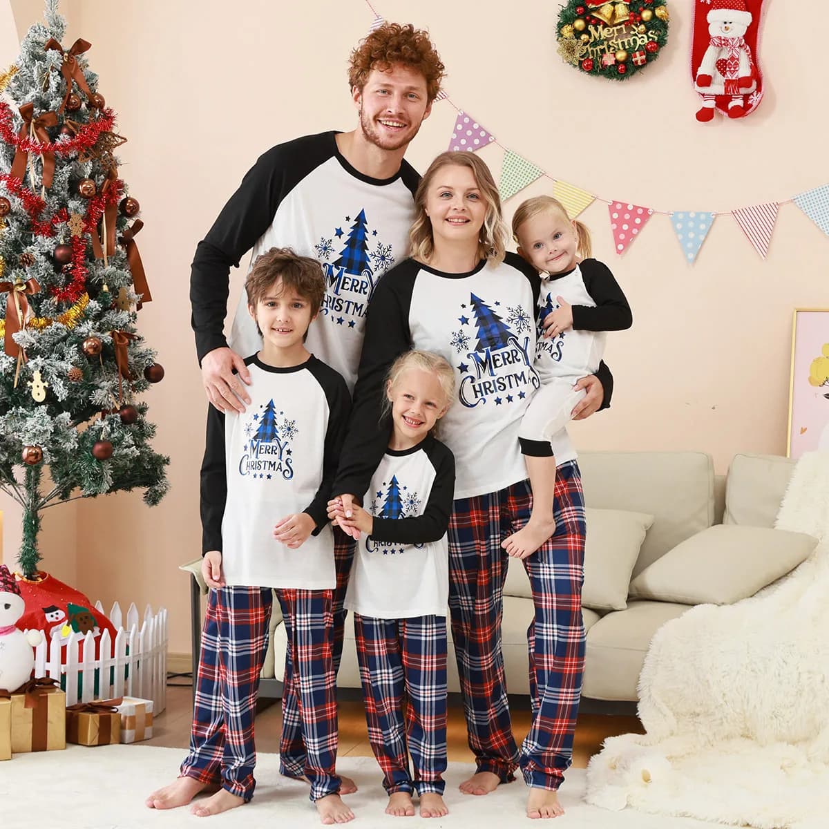 2025 Vestiti di Capodanno Donna Uomo Bambini Pigiama coordinato Set Babbo Natale scozzese Pigiama natalizio Manica lunga Pjs allentato Look natalizio