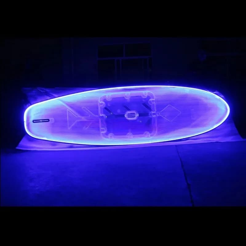 La tavola da paddle SUP trasparente superiore e attrezzatura trasparente per il surf dell'acqua per kayak con diodo luminescente