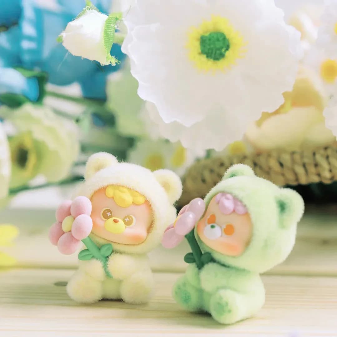 In Stock Diudiu Boll Flora Bloom Series Blind Box Cute Flocked Mini Figure Mystery Box Collectible PVC Desk Ornament Home Decor