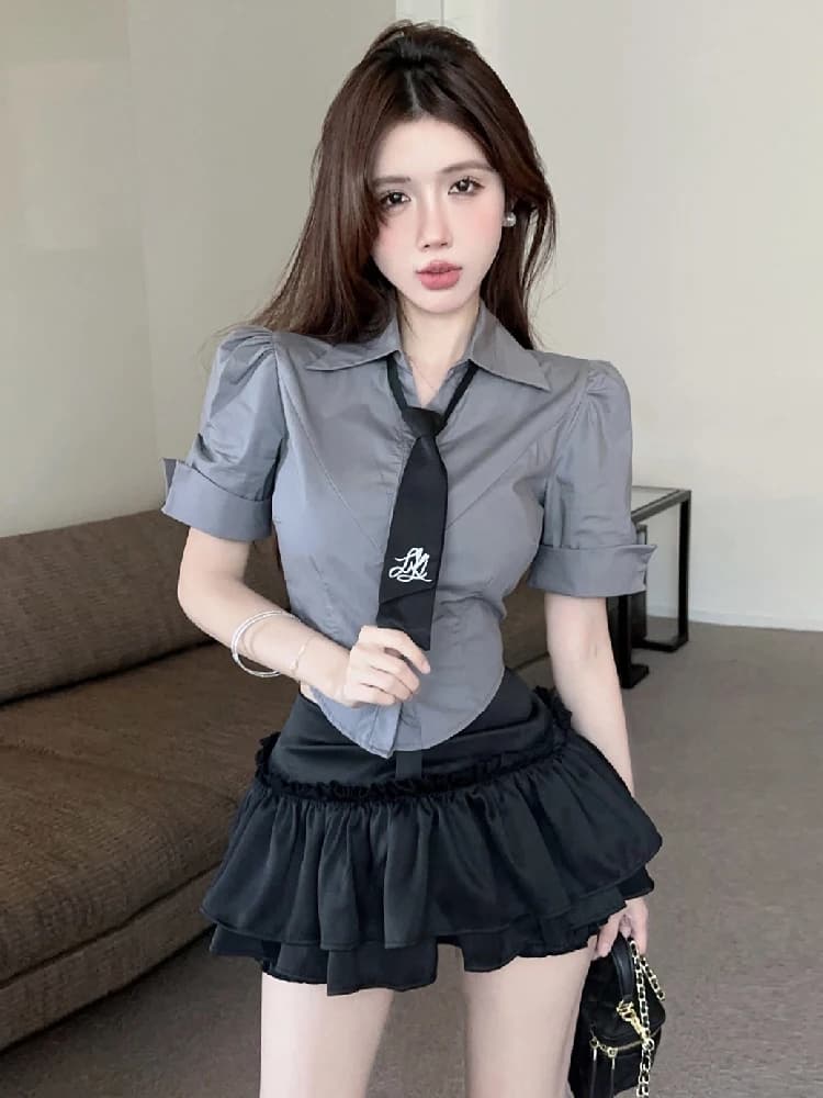 Donna Jk Uniforme Spice Suit Manica corta Risvolto Cravatta Camicia Top Gonna pomposa Stile college Sexy Dimagrante Set a due pezzi