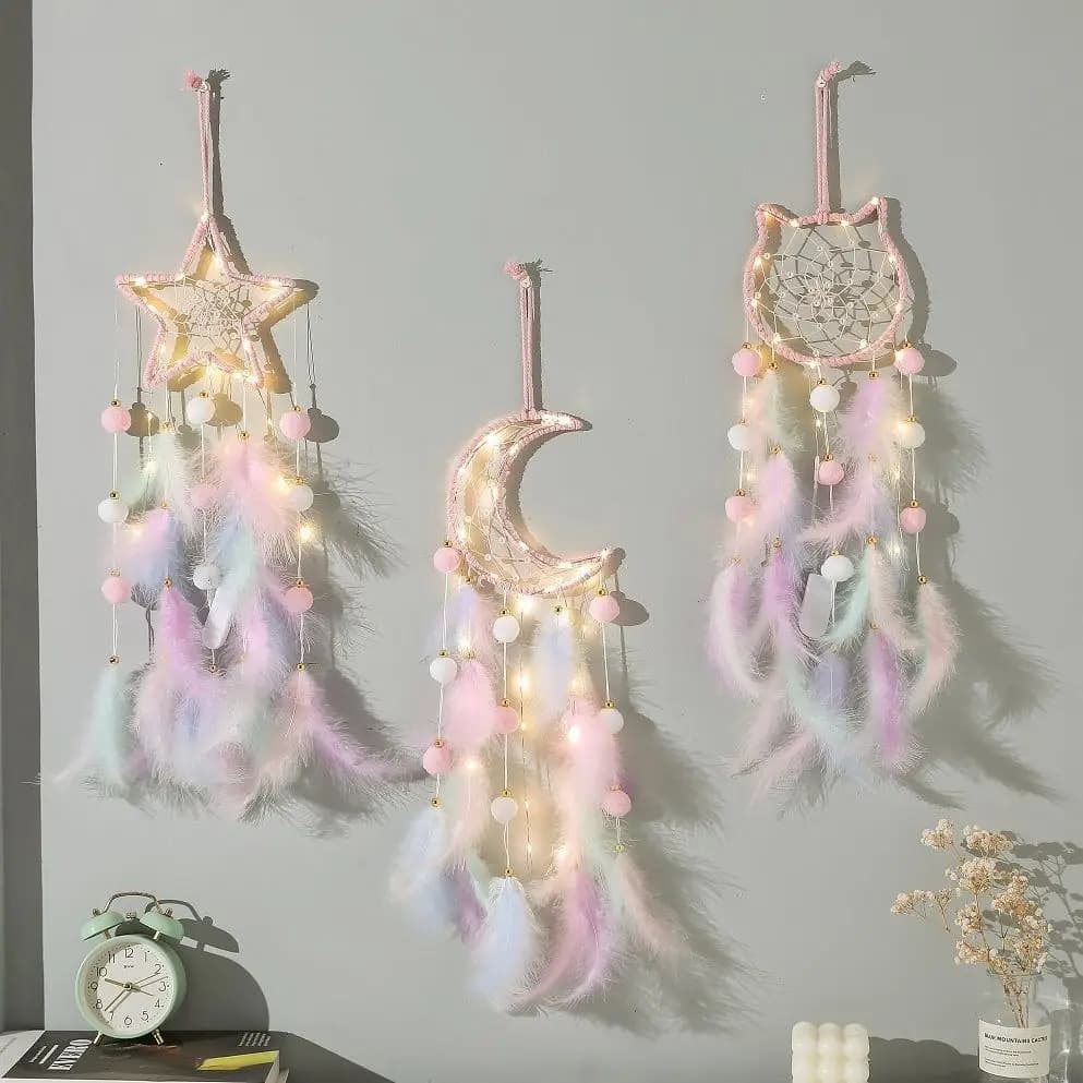 Girl heart dream catcher pendant wind chimes handmade DIY finished feather woven pendant cute children's room decoration