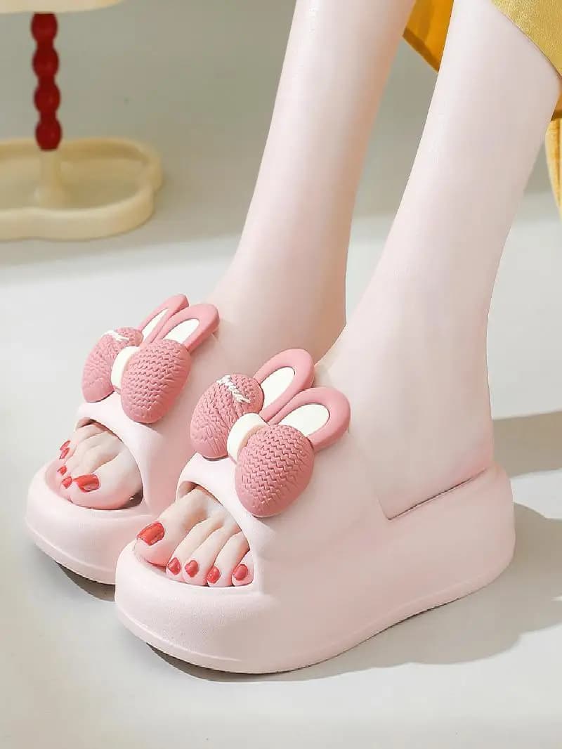 Ciabatte Estive da Donna Thi Bot con Coniglio e Cuore, Antiscivolo per Casa e Bagno, Fresche e Comode, in Materiale EVA per Esterni
