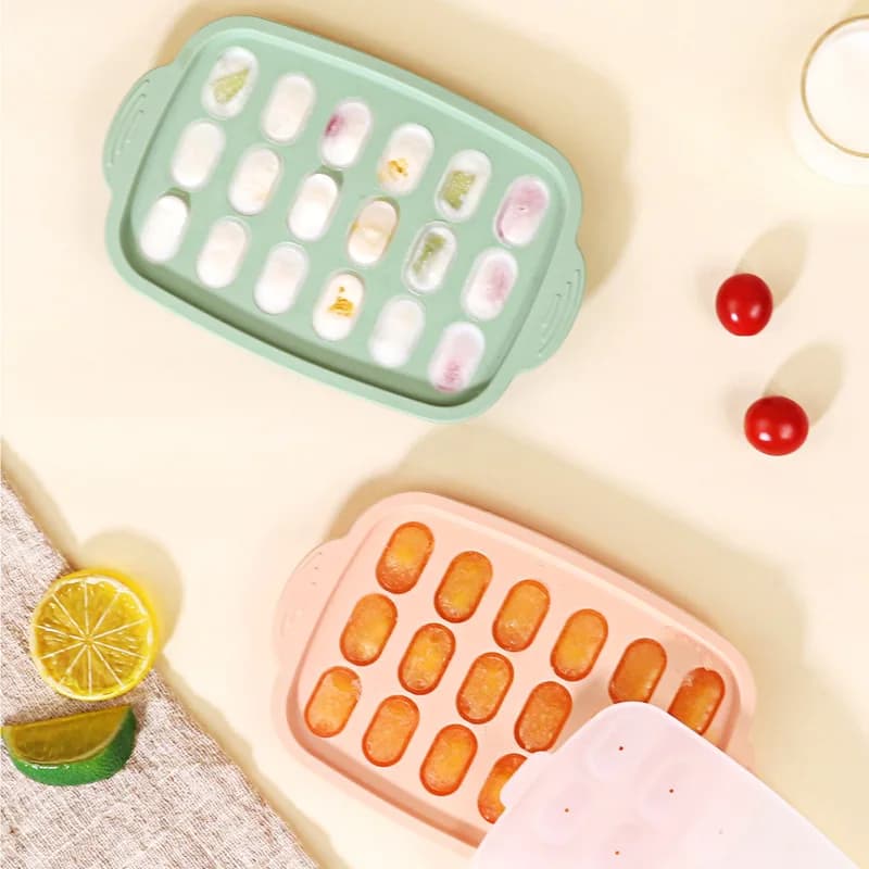 scatola per alimenti Conservazione domestica per uso alimentare Stampo per cubetti di ghiaccio congelato Griglia per ghiaccio in silicone morbido multi-griglia resistente alle alte temperature con coperchio
