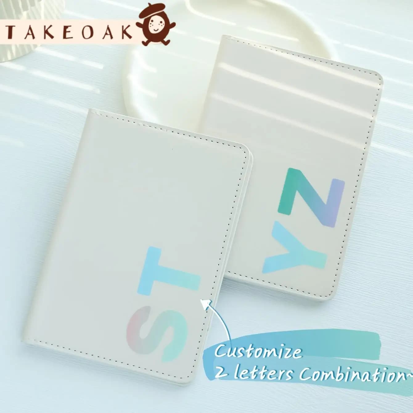 Copertina per Passaporto Personalizzata con Gradiente, Porta Passaporto Personalizzabile con Alfabeti Chic, Porta Passaporto da Viaggio