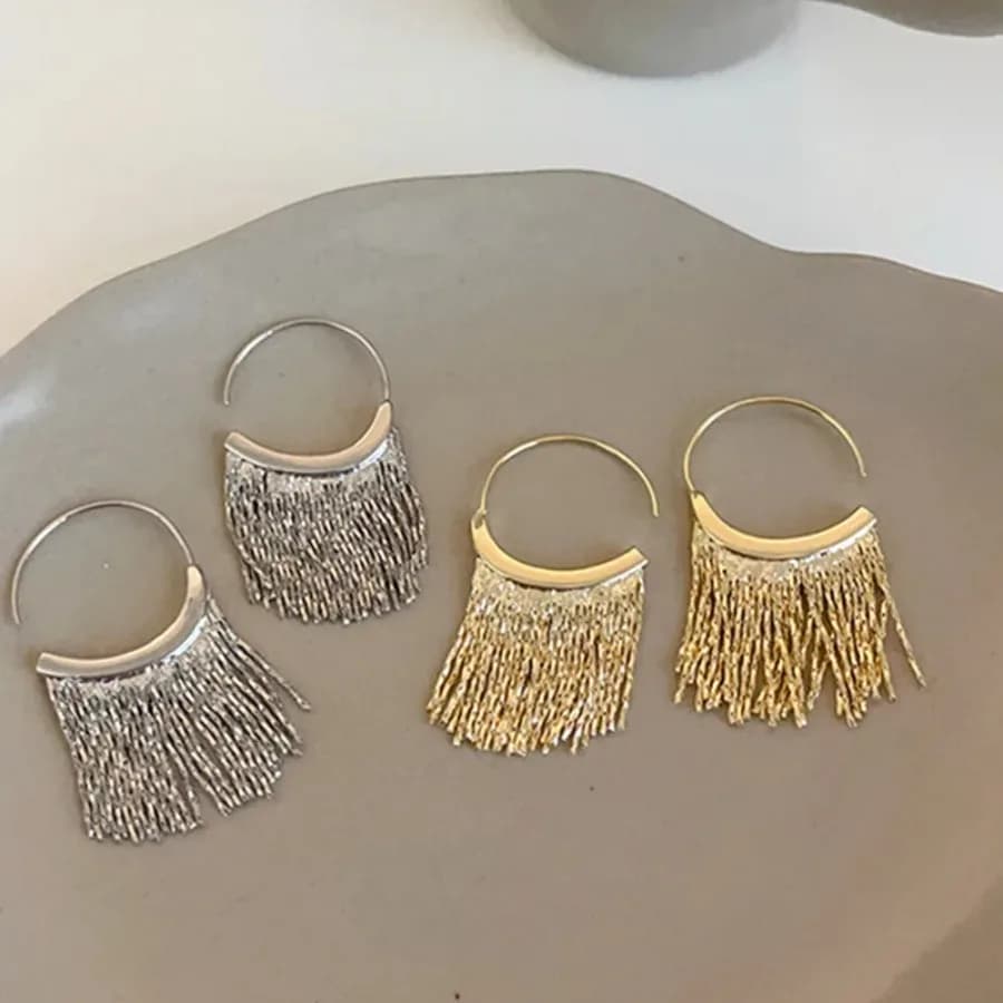 European and American Fashion Classic Fringe Earrings Banquet Exquisite Gifts