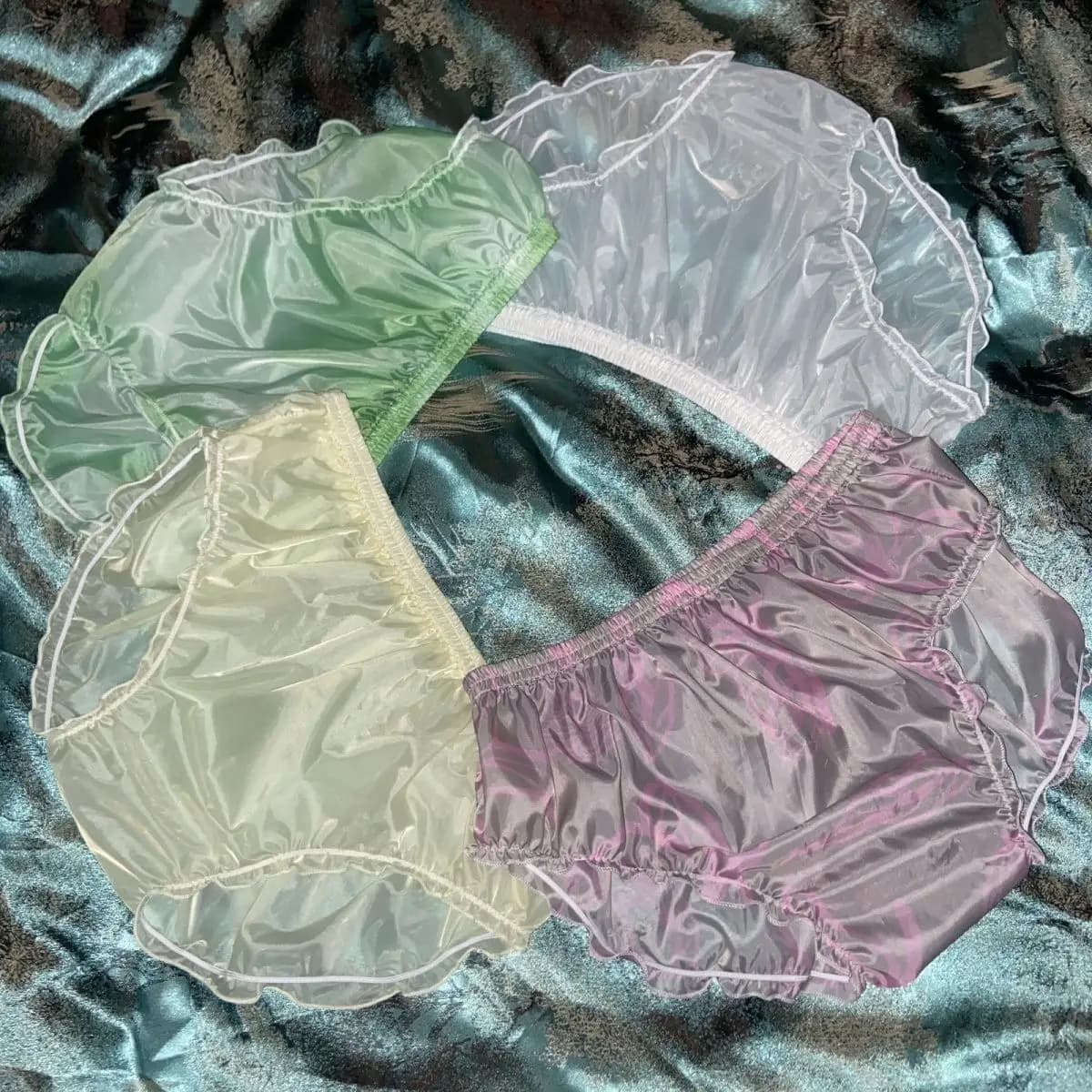 Pantaloncini intimi da uomo sottili senza cuciture trasparenti Slip elastici Mutande Boxer da uomo