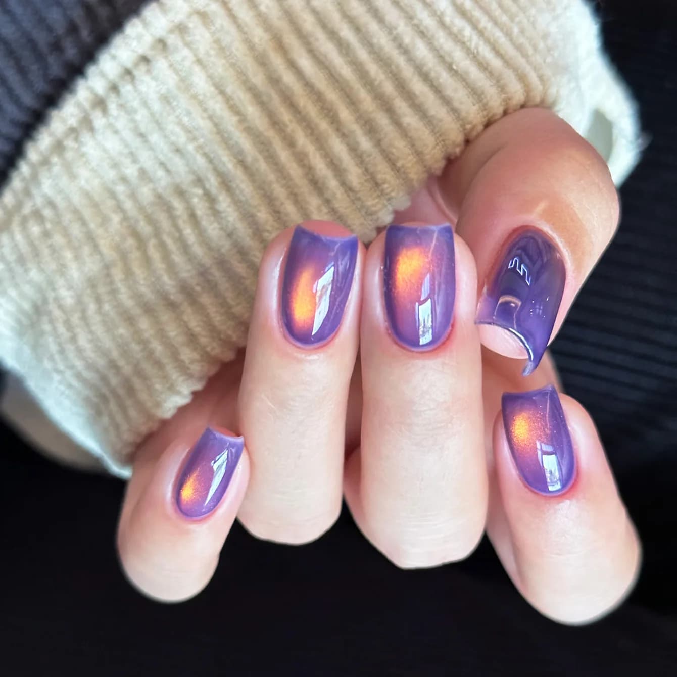 1pcs ZH Spring Summer Scarlet Cloud Cat Eye Purple Gel Nail Polish 2026 New Temperament Whitening Nail Art Nail Supplies