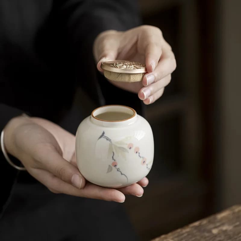 Hand-painted Mini Tea Warehouse Tea Can Convenient Small Sealed Can Ceramic Moisture-proof Storage Jar Tea Storage
