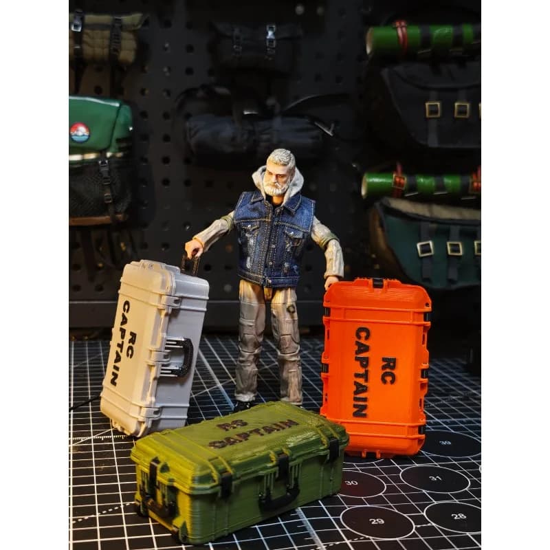 Scale Suitcase with Retractable Handle Micro Luggage for 1/7 1/8 1/10 Crossrc Rlaarlo MJX RC Crawler Decoration Accessories
