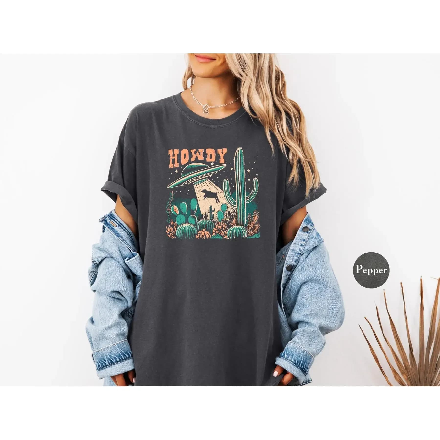 Howdy UFO Western Comfort Colori T Shirt Retro Cowgirl Country Rodeo