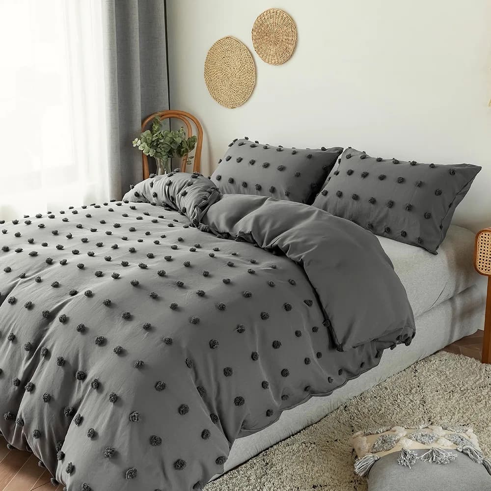 Elegant Minimalist Bedding Craftsmanship Pure Color Flower Cutting Dot Ball Home Textile Three Piece Set