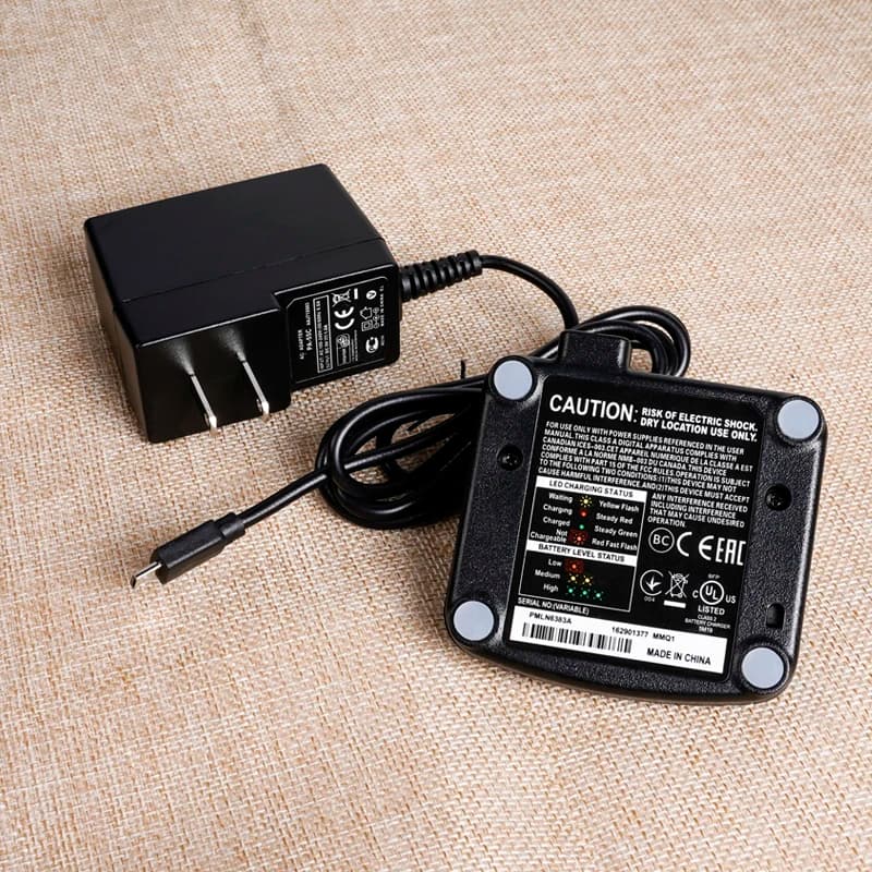 PMLN6383A PMLN6383 Walkie Talkie Caricatore da tavolo per radio Motorola XT420 XT220 RU2020 RMU2043