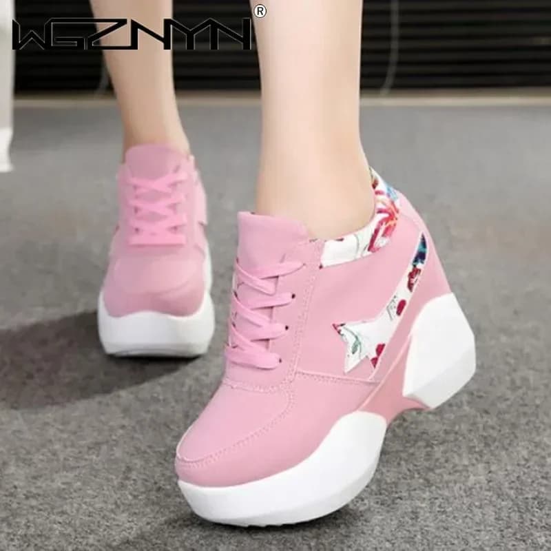 Scarpe da ginnastica da donna 2026 Scarpe casual moda Donna Comode scarpe basse bianche traspiranti Scarpe da ginnastica con plateau femminile Chaussure Femme 10 cm