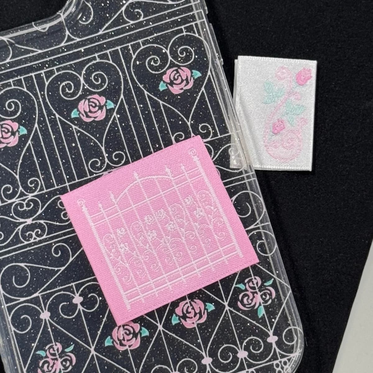 Satin Base Wrapped Rose Woven Folded Fabric Label – Side-Fold Sewing Tag for Handmade Bags, Coasters, DIY Craft