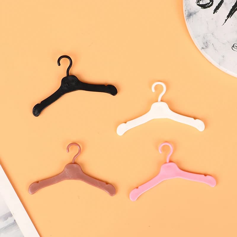 10 pezzi adorabili ganci Mini carino armadio vestito cappotto vestiti accessori in plastica