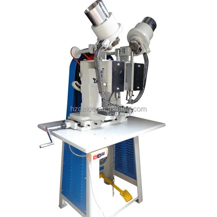Semiautomatic double head eyelets punching machine for leather bag