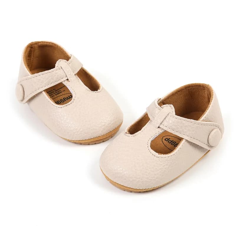 Nice sneakers with soft sole for baby, casual shoes for children, for games, trips, family meetings, photo shoots