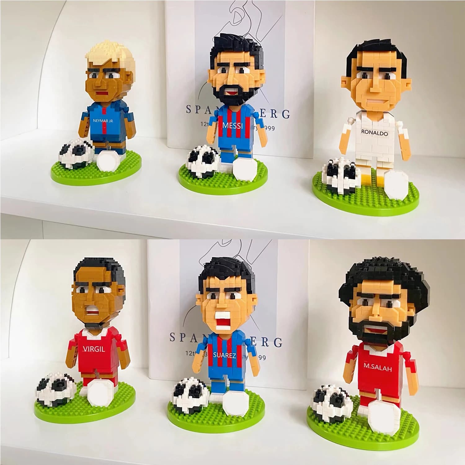 Hot Famosi giocatori di calcio Blocchi di costruzione in miniatura Modello di assemblaggio di personaggi Ornamento da tavolo Giocattoli educativi per bambini Regali divertenti