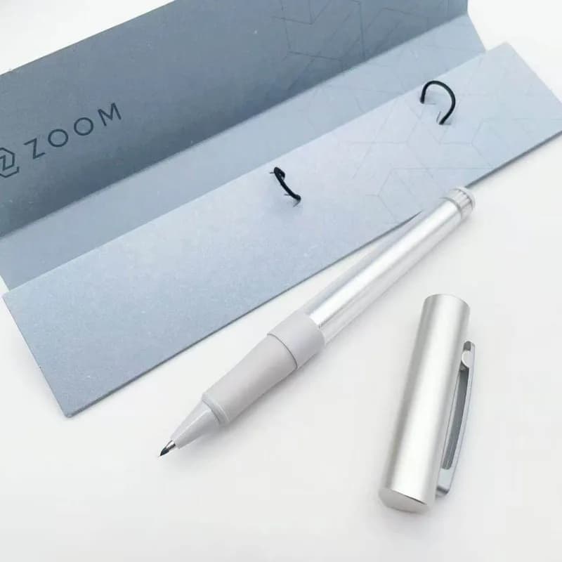 Penna Gel Tombow ZOOM L1 Serie Colori Opachi 0.5mm con Cappuccio Estraibile, Nera, Carina, per Ufficio e Regali