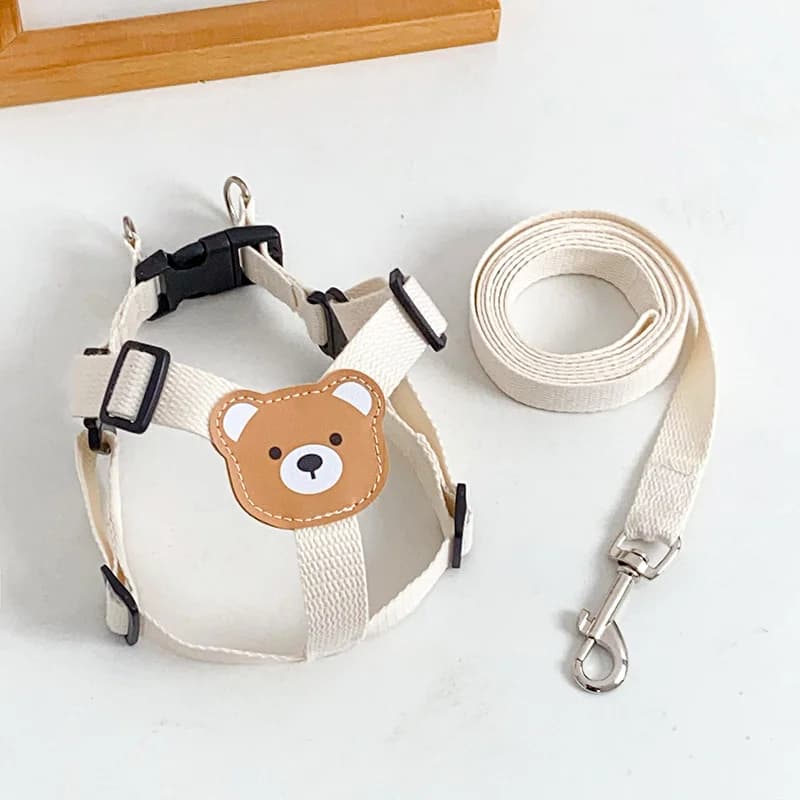 Adorabile set di imbracatura e guinzaglio per cani per passeggiate, imbracature per gilet regolabili a prova di fuga per cani, forniture per animali domestici