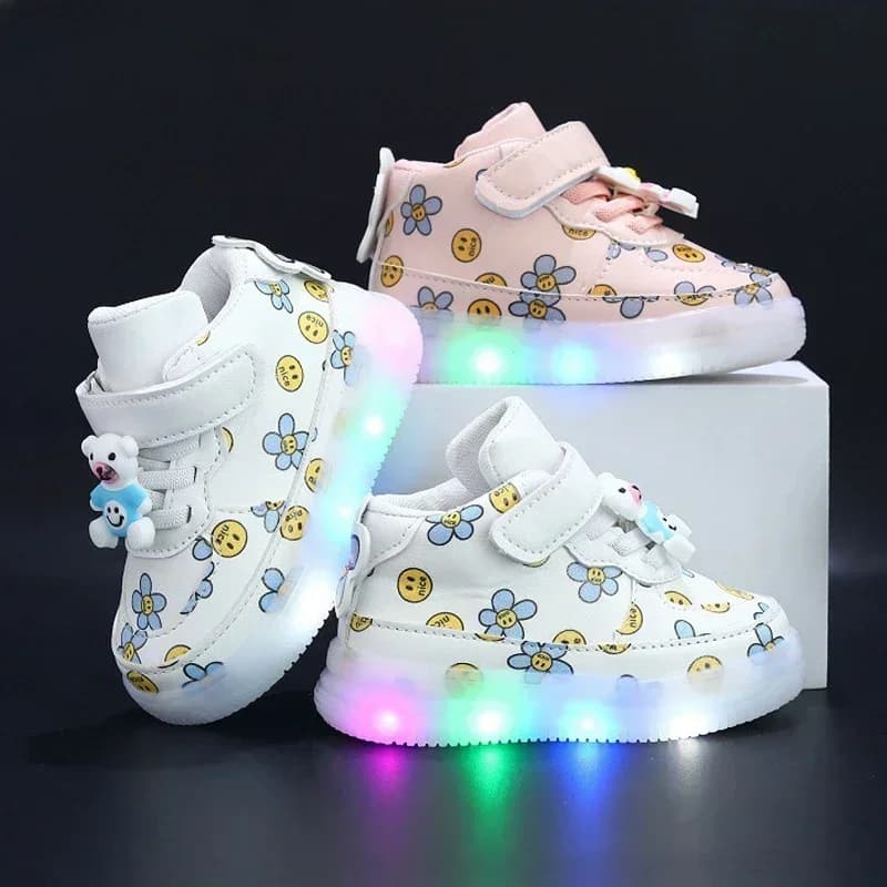 Spring Autumn and Winter Children's Lighting Casual Shoes pu Girls and Boys LED Sneakers Board shoes
