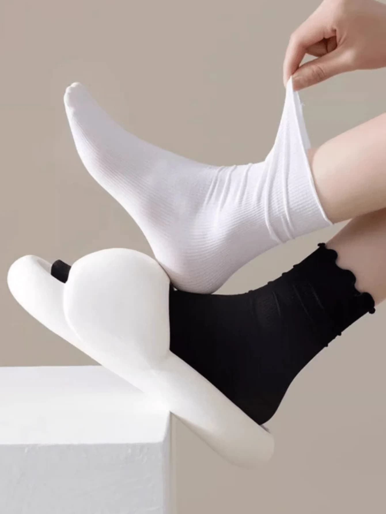 Solid Color Layered Socks Thin Silk Stockings Ruffled Summer Long Socks White Black Beige Korean Style