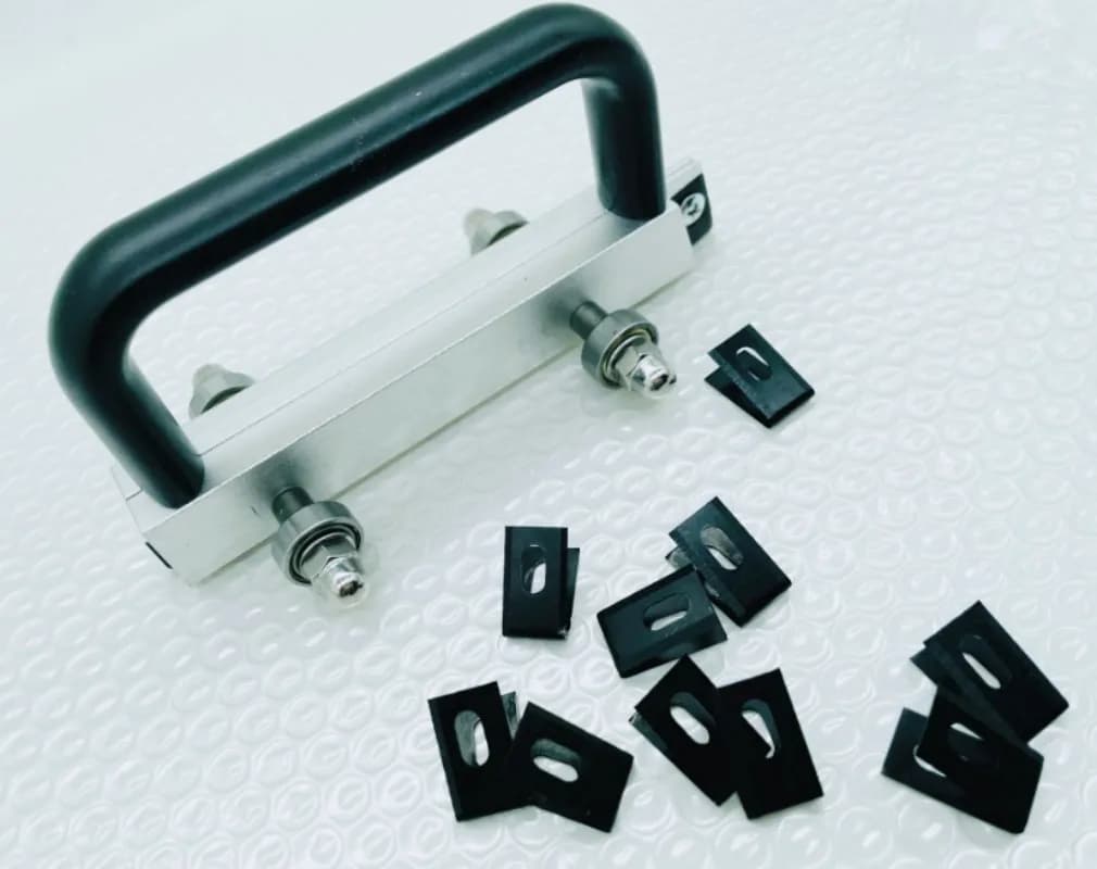 Rotolo di plastica in PVC Taglierina per scanalature per pavimenti sportivi Ruota con scanalatura manuale Coltello per scanalatura per pavimenti in vinile Strumenti di costruzione Nuovo