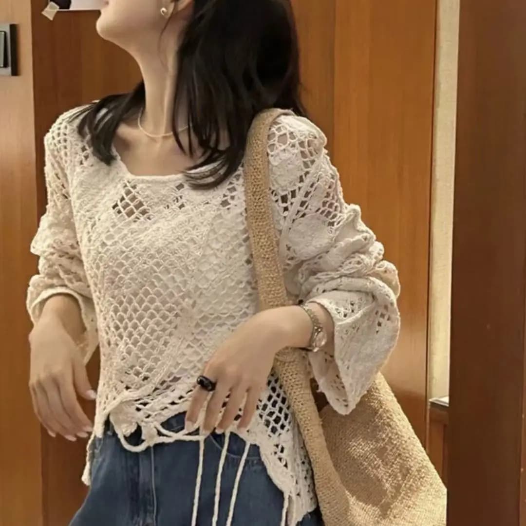 2026 Nuova grande protezione solare allentata Mm Design Hollow Hook Flower Camicia a maniche lunghe lavorata a maglia Cover Top Donna Esterno