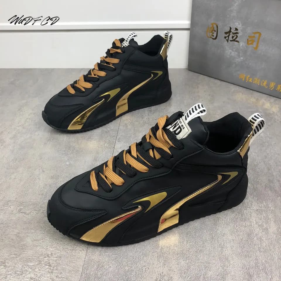 Chunky Sneakers uomo Cover Bottom Board Shoes Fashion Casual microfibra Leather Upper aumentato scarpe da corsa con piattaforma interna