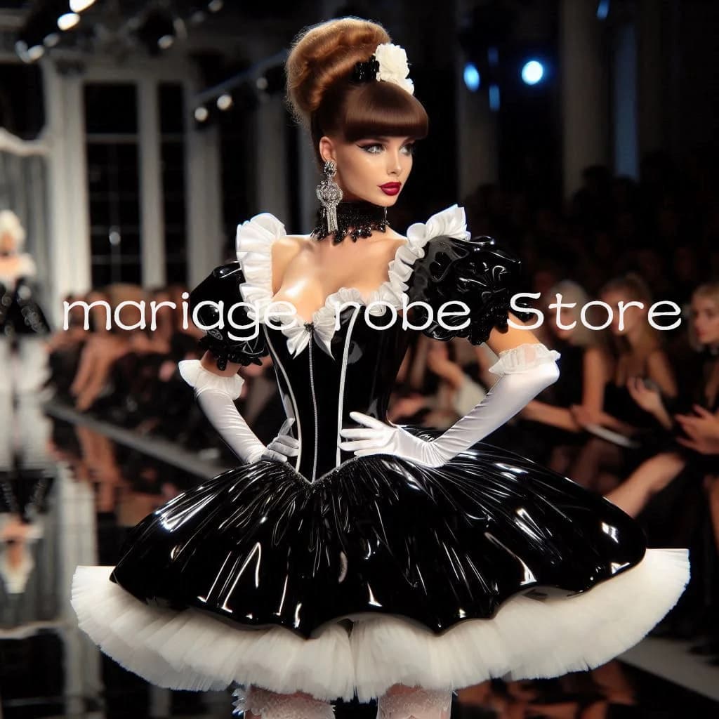 Abito da sera/cocktail mini in PVC nero lucido stile vittoriano, con corsetto a cuore, gonna a sbuffo con lacci, stile Lolita, per ballo di fine anno/gala, personalizzabile