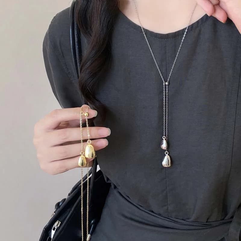 Collana con Ciondolo a Goccia in Metallo alla Moda per Donne, Semplice Catena Lunga Regolabile Color Argento, Gioielli 2025 Nuovi