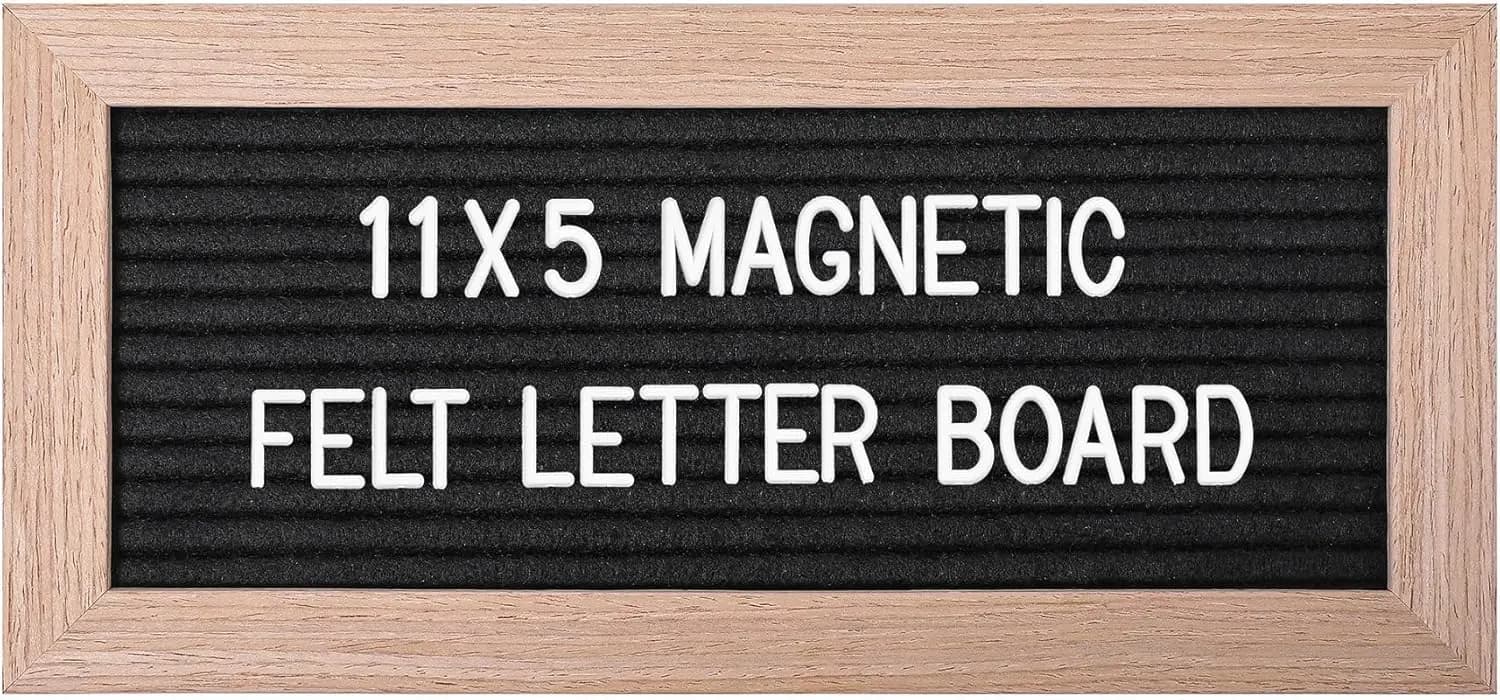 Lavagna Magnetica in Feltro 11x5 Pollici con Lettere e Numeri, Insegna per Messaggi per Casa, Ufficio ed Eventi