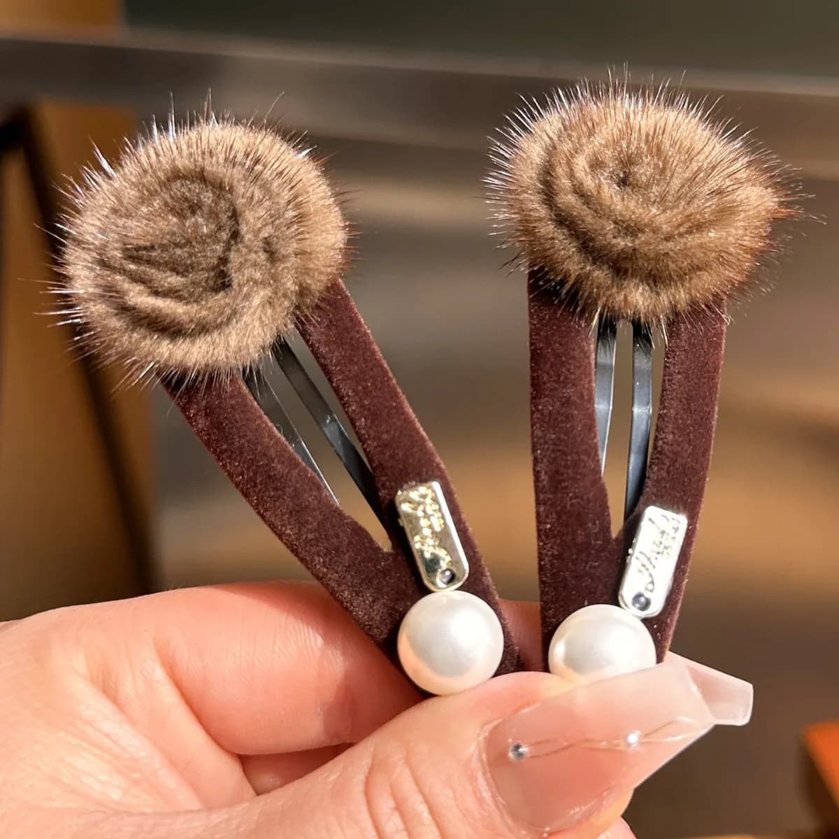 Autumn and winter high-end mink fur hair accessories women's fur hairpiece water drop clip hair clip bangs side clip