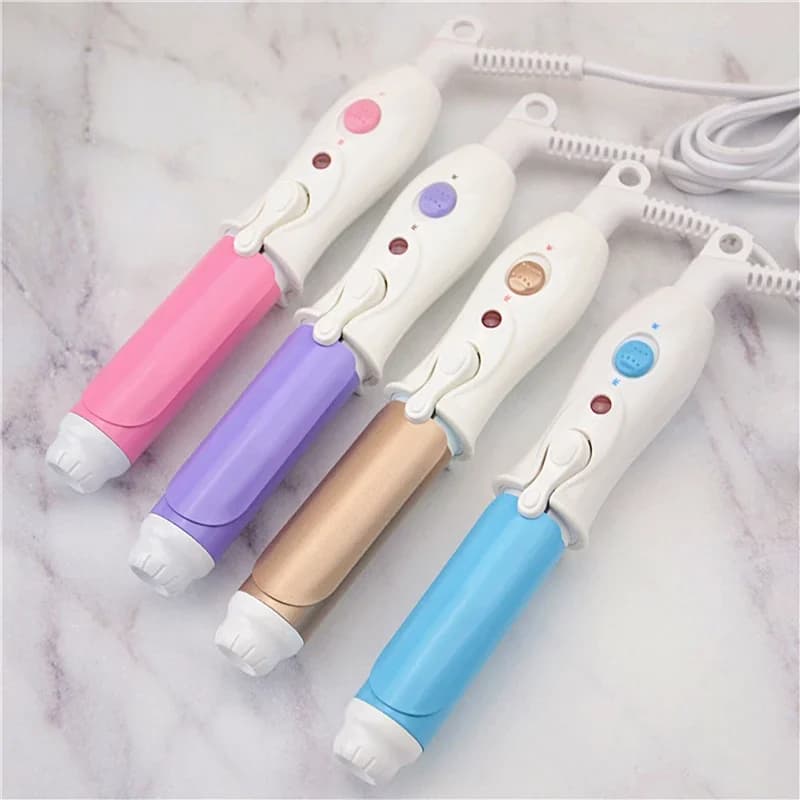 Ferro Arricciacapelli Elettrico Portatile da Viaggio 110-240V, Mini Strumento per Acconciature con Piastra in Ceramica Tormalina per Onde Veloci