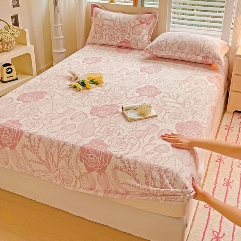2025 Thick coprimaterassi and warm style single hat in high weight three-dimensional embossed fleece for autumn winter