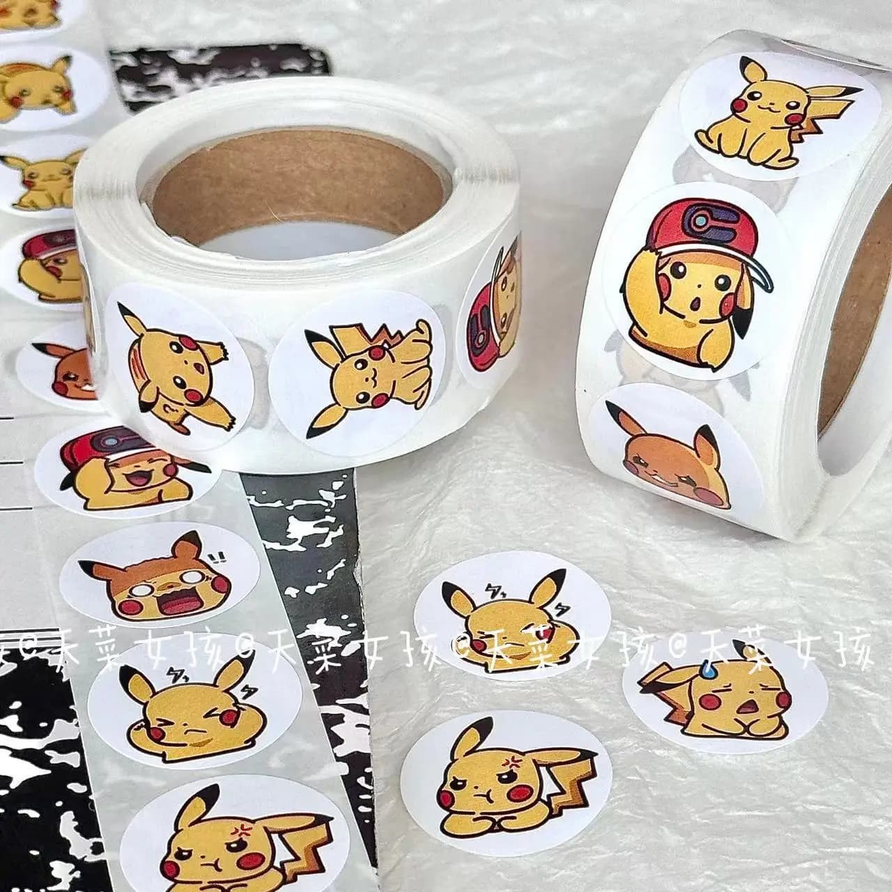 500 PZ Anime Carino Pokemon Pikachu Adesivi Kawaii Charizard Rotondo Sigillo Adesivi Rotoli Adesivi Graffiti Adesivi Bagagli Giocattoli