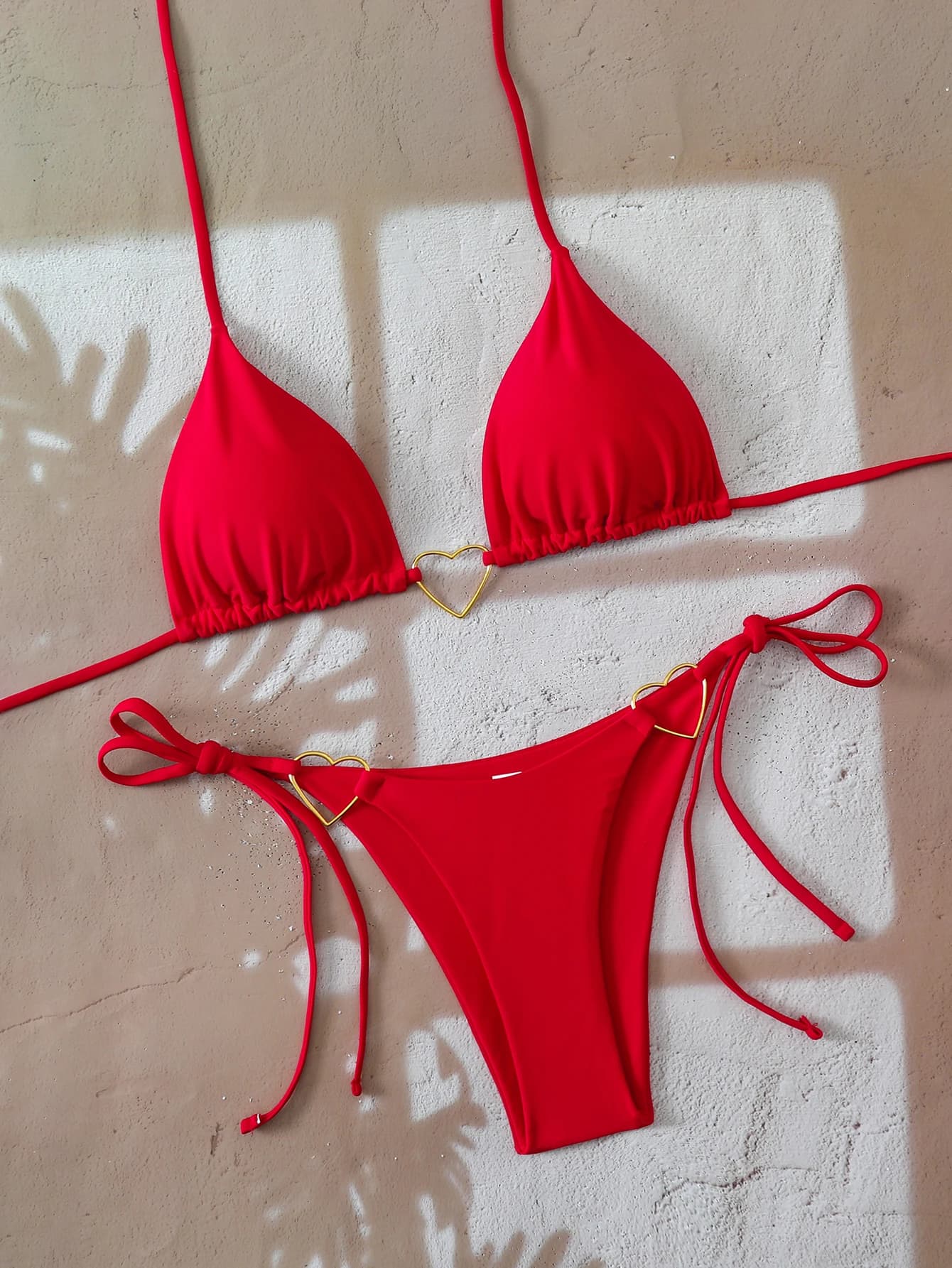 Bikini a triangolo con laccetti e perizoma 2026 da donna, costume da bagno sexy a tinta unita con cuore, per bagno e nuoto