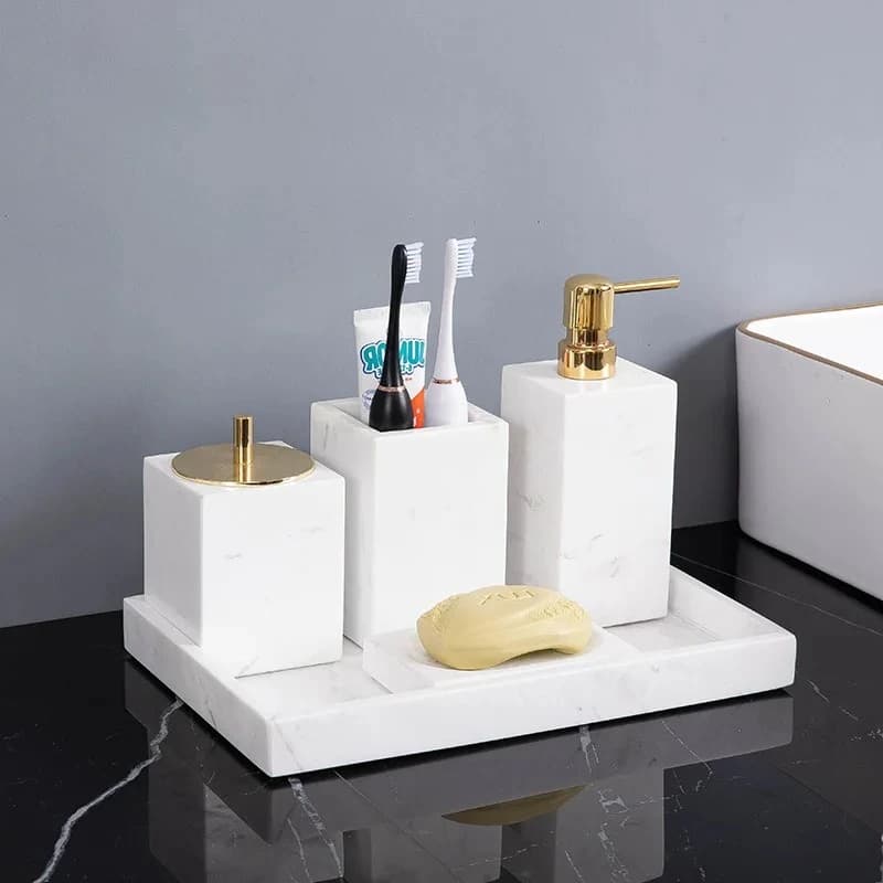 Set da bagno in marmo bianco Volakas: dispenser di sapone, portaspazzolino, vassoio | Set da toeletta di lusso minimalista